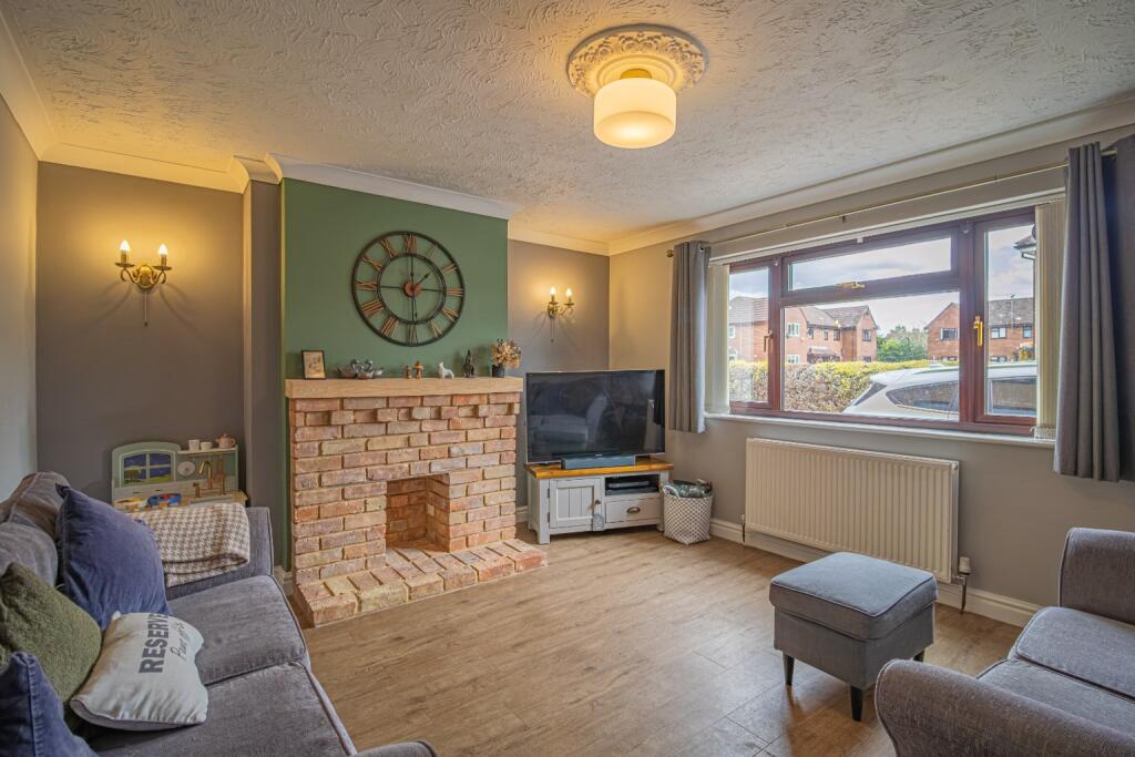 House in South Holland, Sutton Bridge - View 3