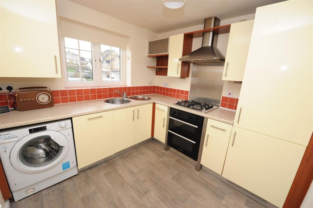 Additional image 3 of Loxley Close, Eccleshill, Bradford