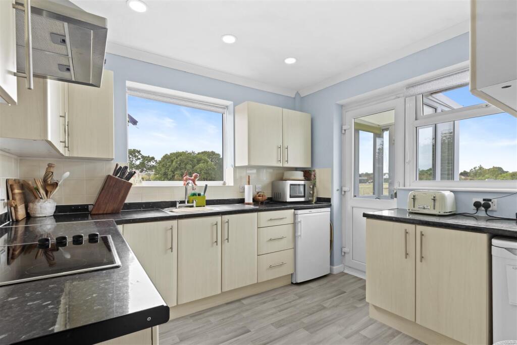 House in Polegate - View 4