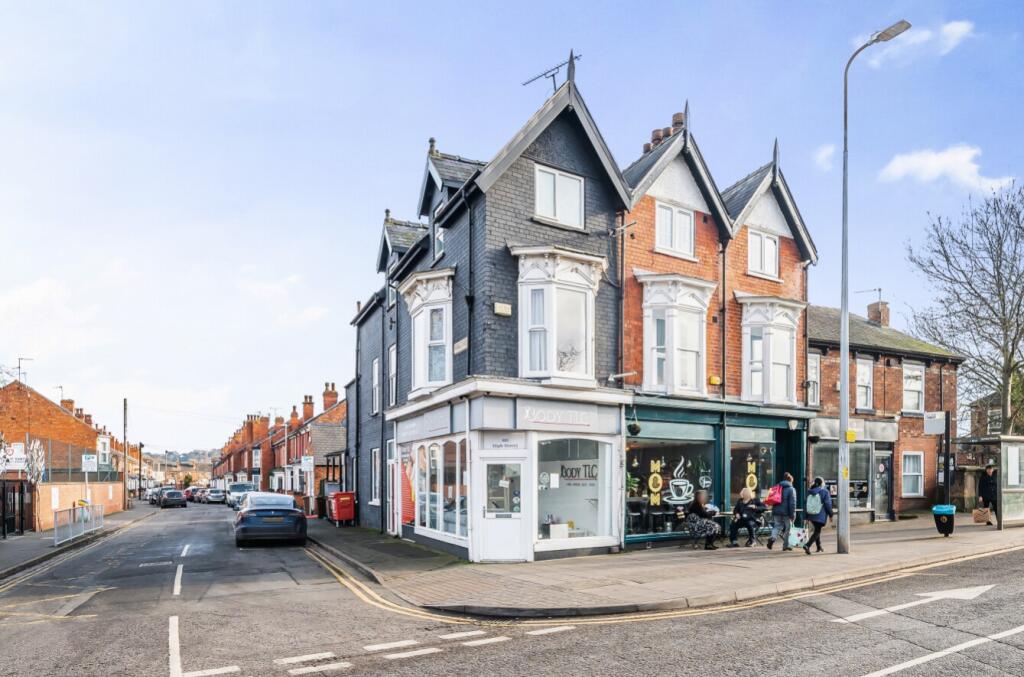 Main image of property: High Street, Lincoln, Lincolnshire, LN5