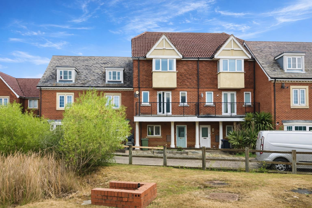 Main image of property: Hestia Way, Kingsnorth