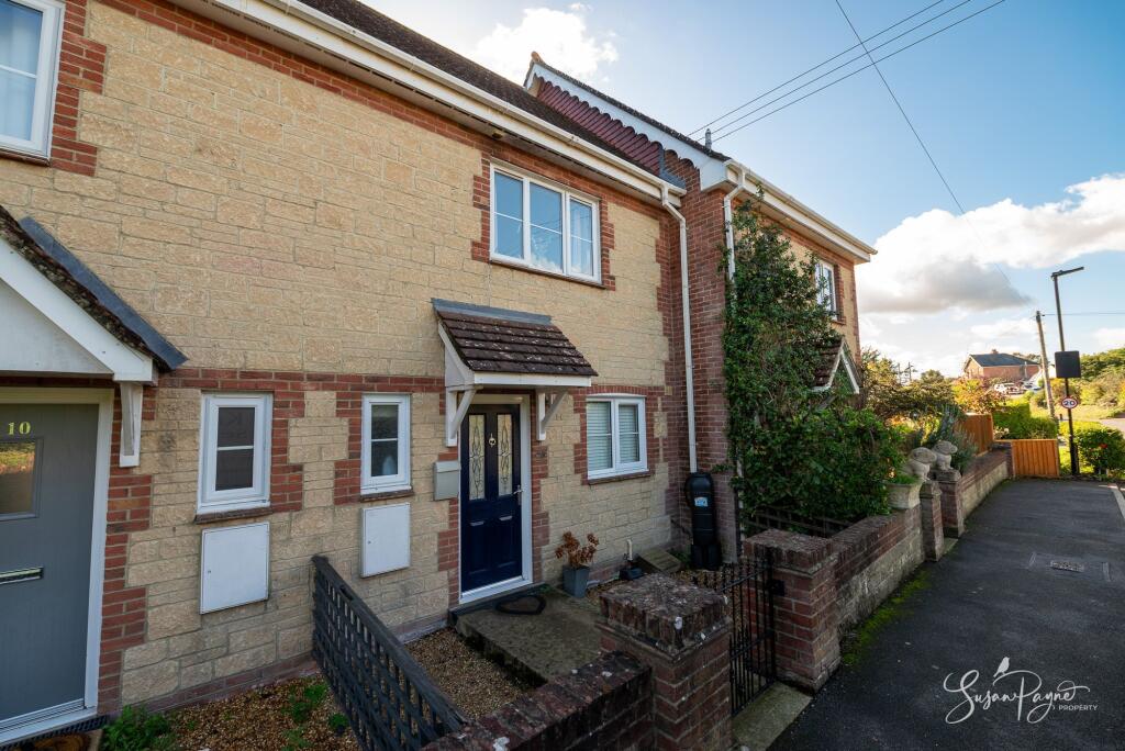 3-bed terraced on Bartletts Close, Newchurch, £250,000