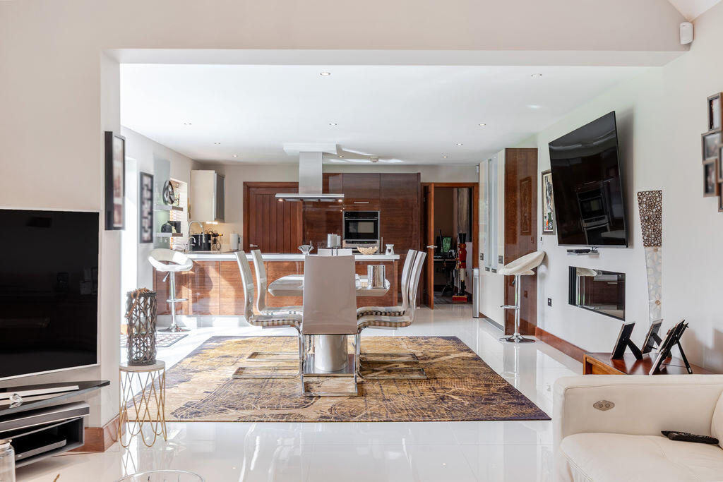 House in West Lindsey, Fenton CP - View 4