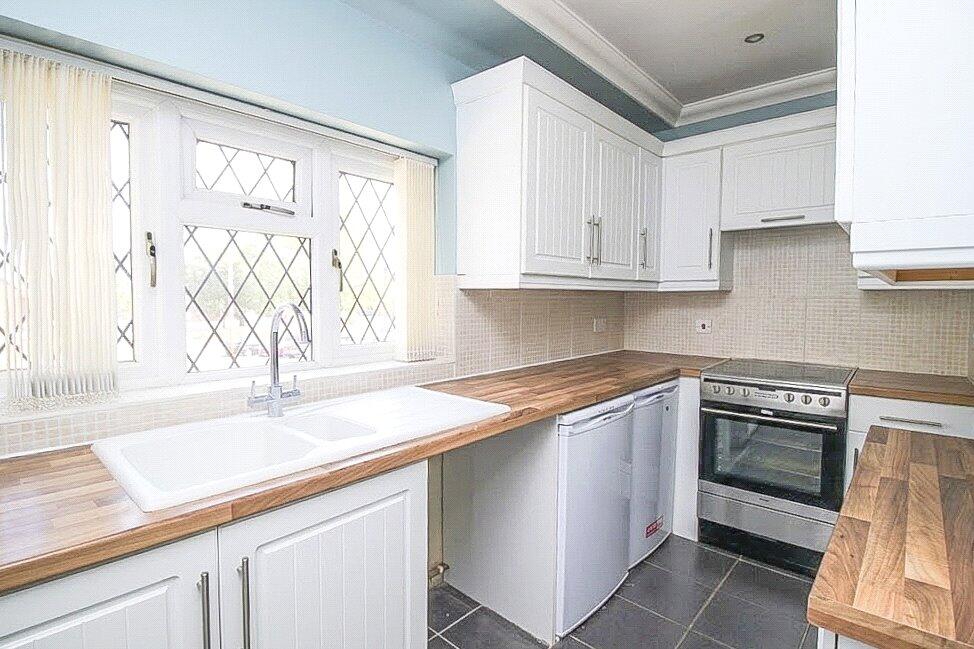 Apartment in Southend-on-Sea, Eastwood - View 2