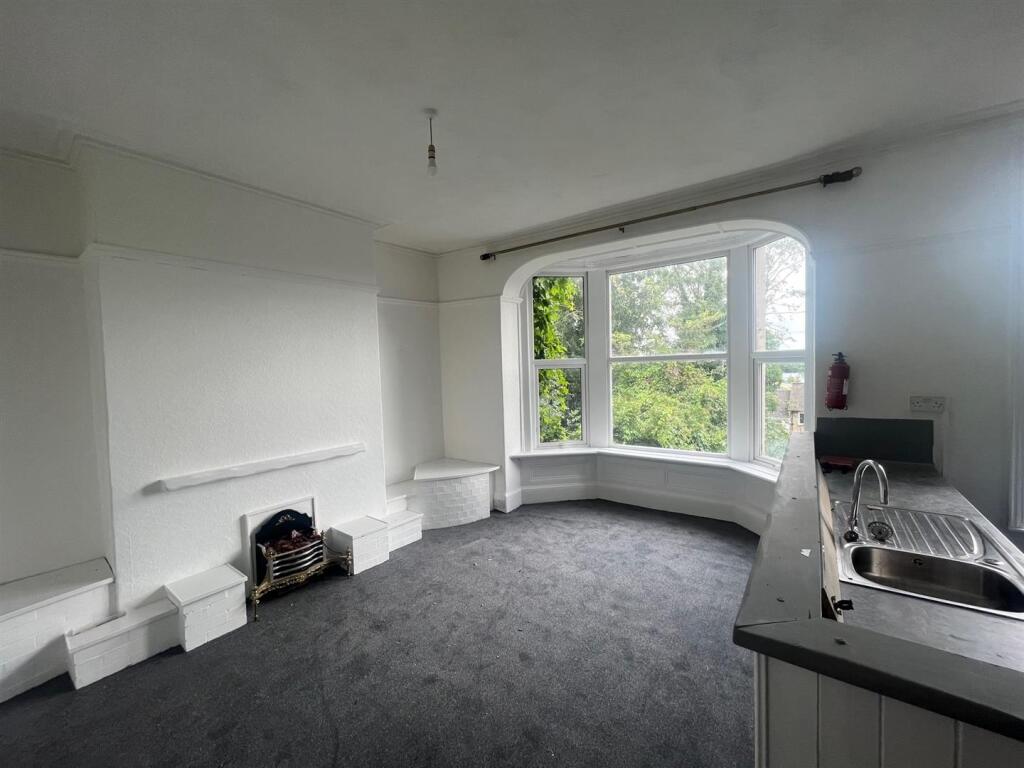 Apartment in Preston, Ingol, Ashton-on-Ribble - View 3
