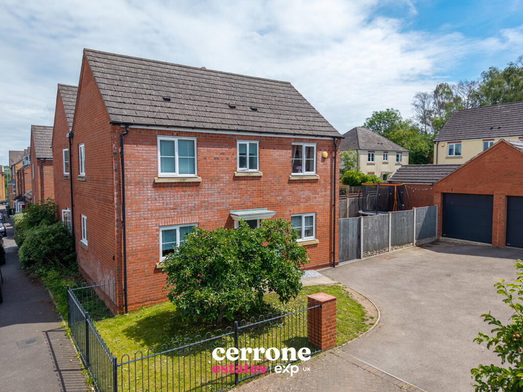 Main image of property: Dixon Close, Redditch, B97 6AD
