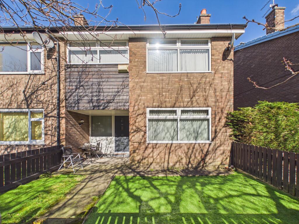 3-bed terraced on Welwyn Close, Sutton Heath, St Helens, WA9, £130,000