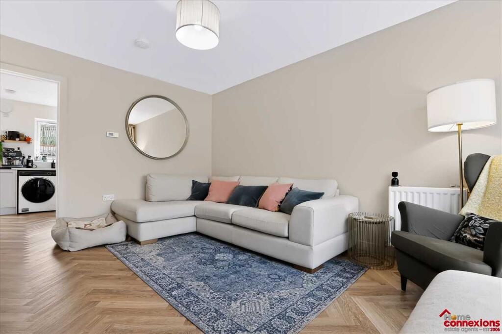 House in Cambuslang, Whitlawburn - View 3