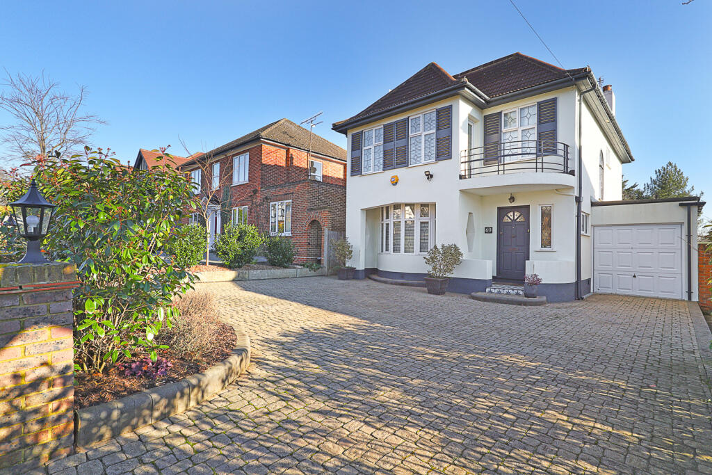 Main image of property: Stradbroke Grove, Buckhurst Hill, Essex, IG9