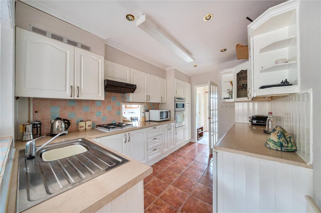 Beach Road, Stourport-on-Severn, Worcestershire photo 3