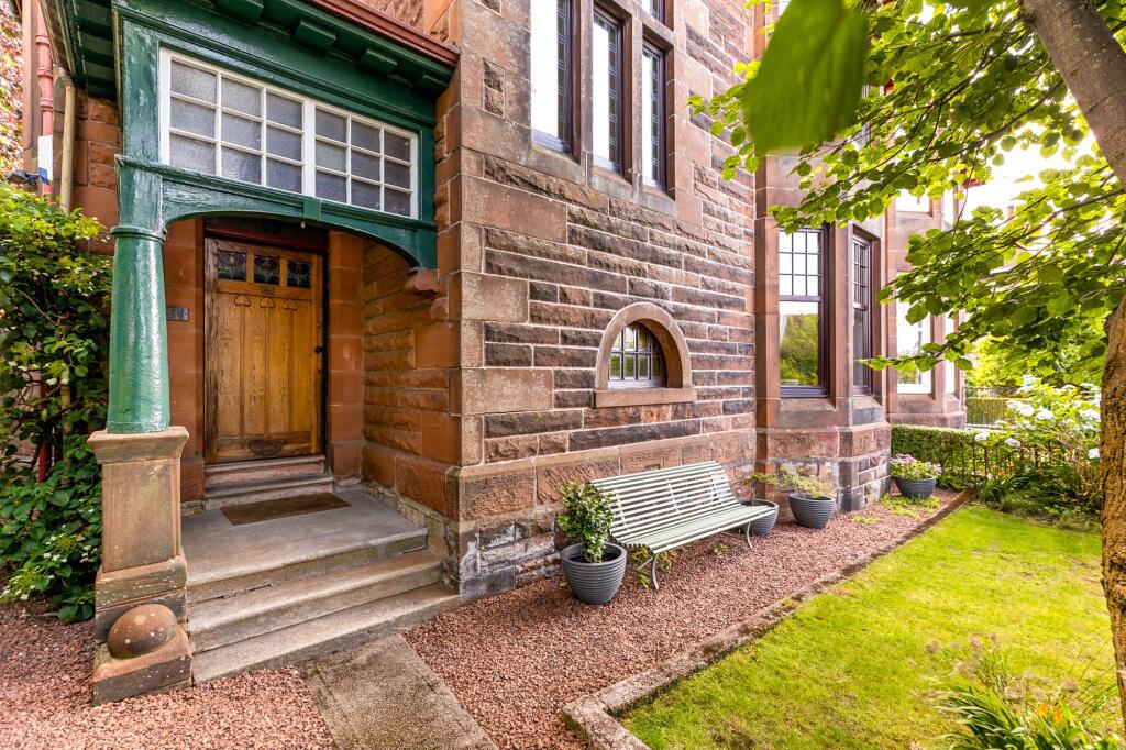 Blairbeth Drive, Mount Florida, Glasgow photo 4