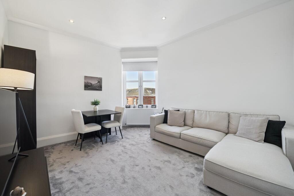 2/1, 60 Sinclair Street, Helensburgh, G84 8TP - View 3
