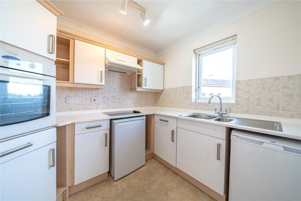 Blackhall Road, Kendal, Cumbria, LA9 photo 4
