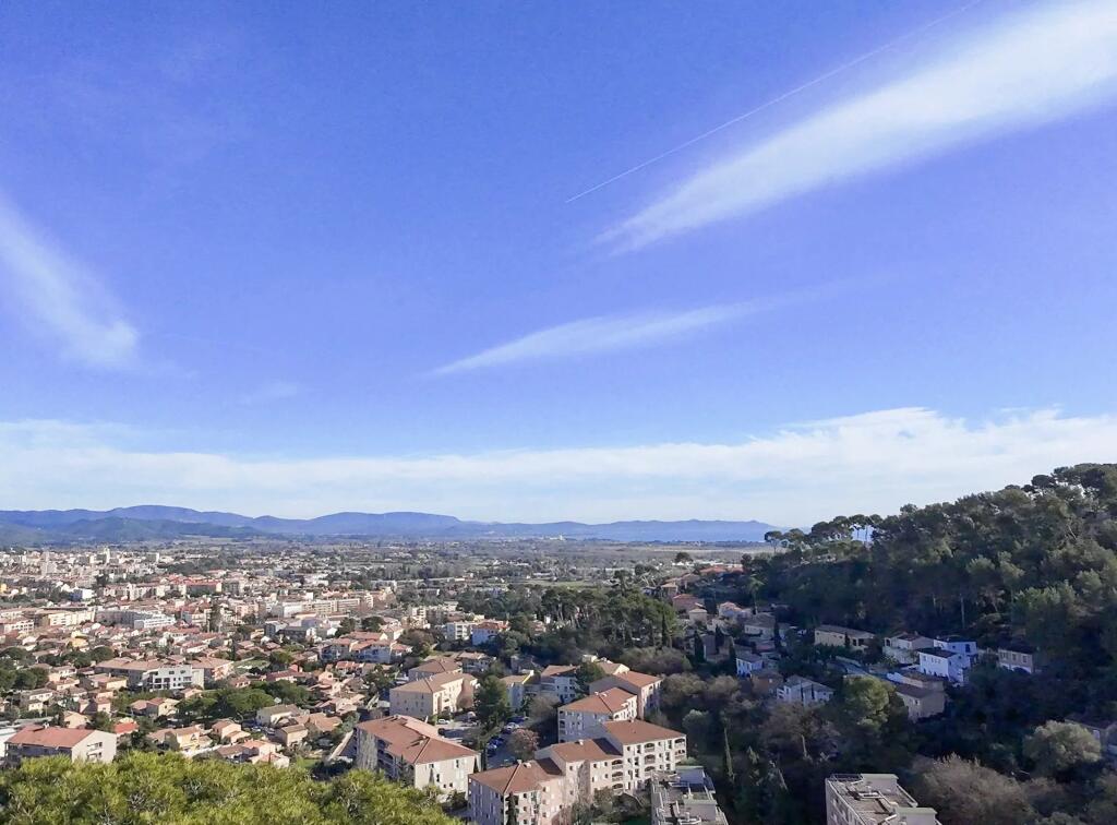 Main image of property: Provence-Alps-Cote d`Azur, Var, Hyères