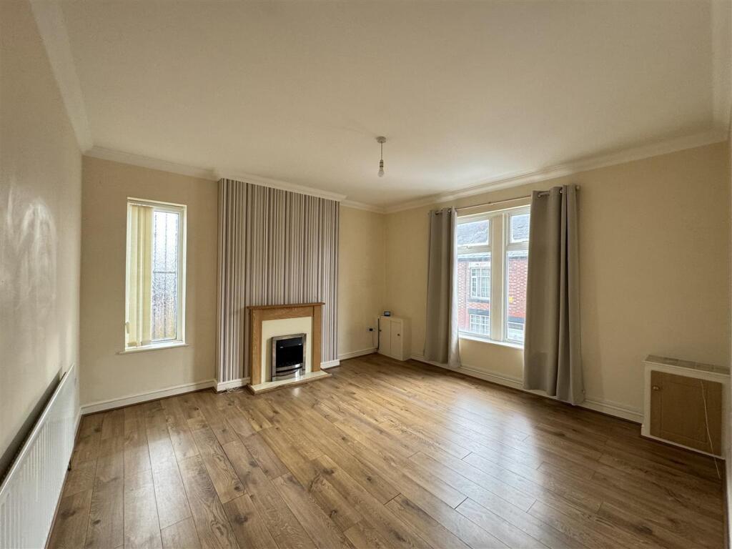 Apartment in Manchester - View 2