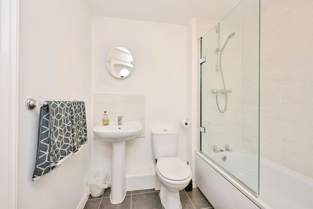 Apartment in St Neots, Eynesbury - View 5