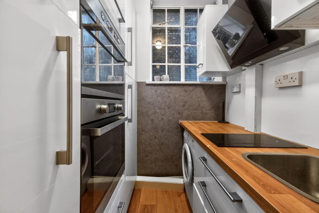 Apartment in London, Chelsea - More