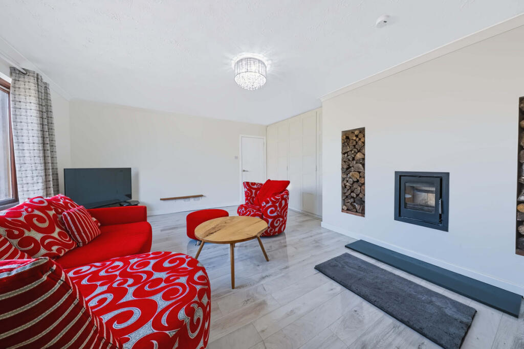 House in Ladybank, Edenstown - View 5
