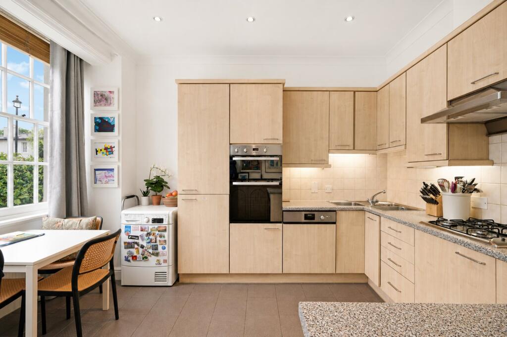 House in London, St. John's Wood - View 2