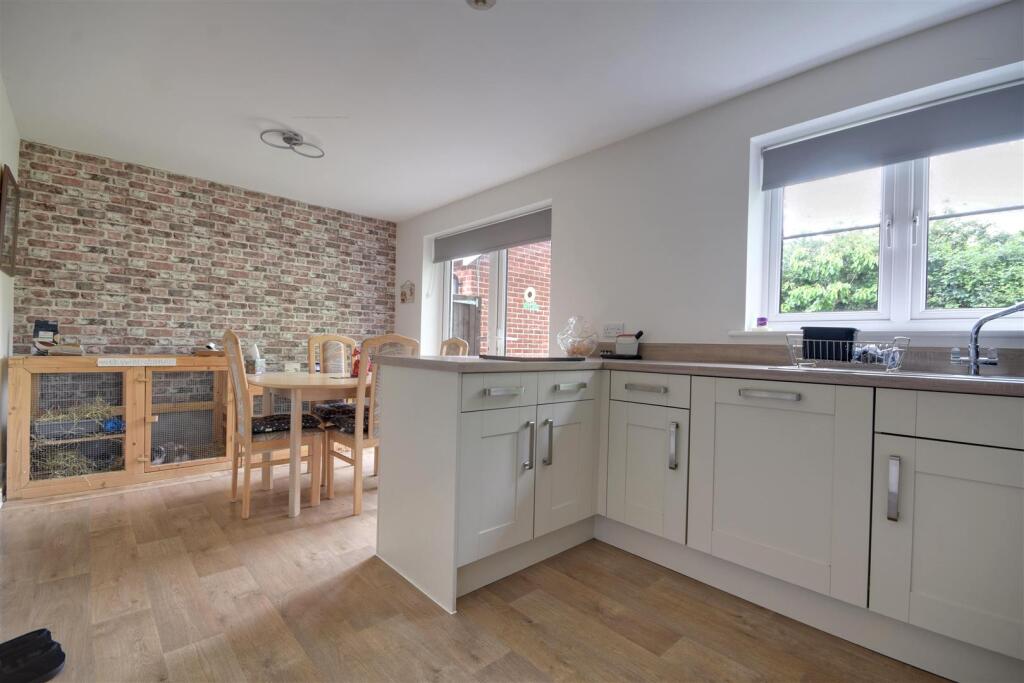House in Tonbridge - View 5