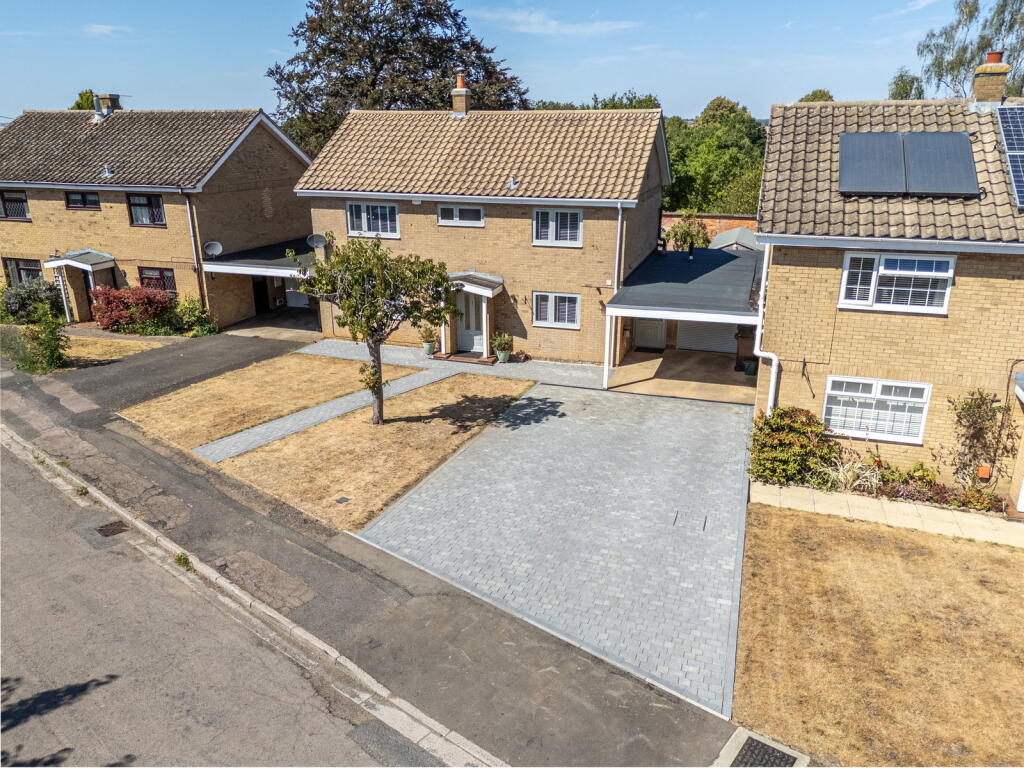 4-bed detached on The Garden, East Carlton, Market Harborough, Leicestershire, LE16 8YG, £590,000