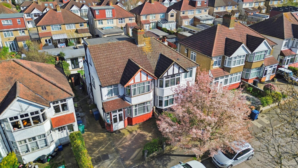 House in London - View 5