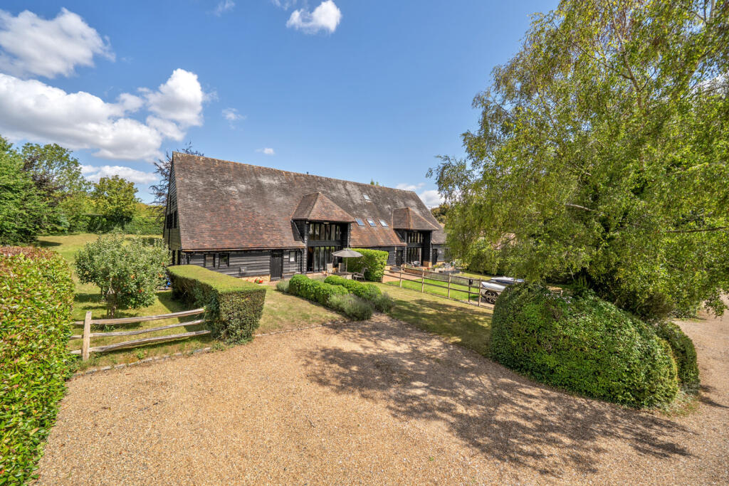 Main image of property: Franks Farm, Dartford Road, Horton Kirby, Dartford