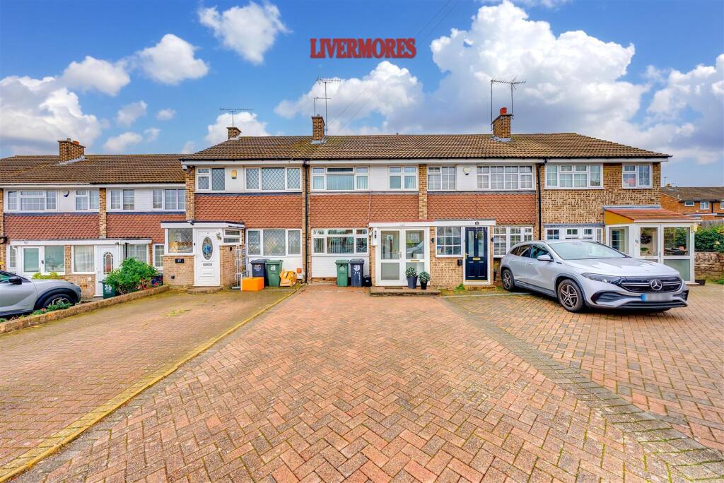 3-bed terraced on Miskin Road, Dartford, £400,000