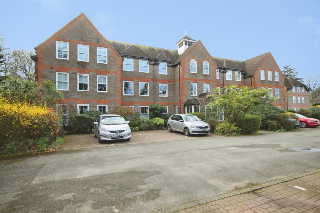 Main image of property: West court, Sonning, Reading, Berkshire, RG4
