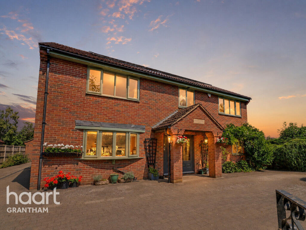Main image of property: Main Street, Grantham