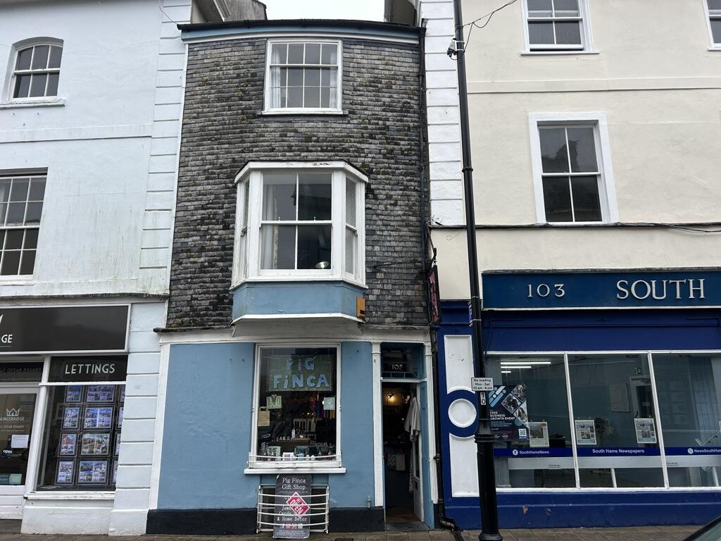 Main image of property: 105 Fore Street, Kingsbridge, Devon, TQ7