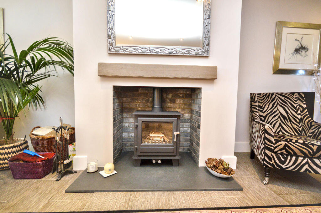 Harefields, Hillside West - View 5