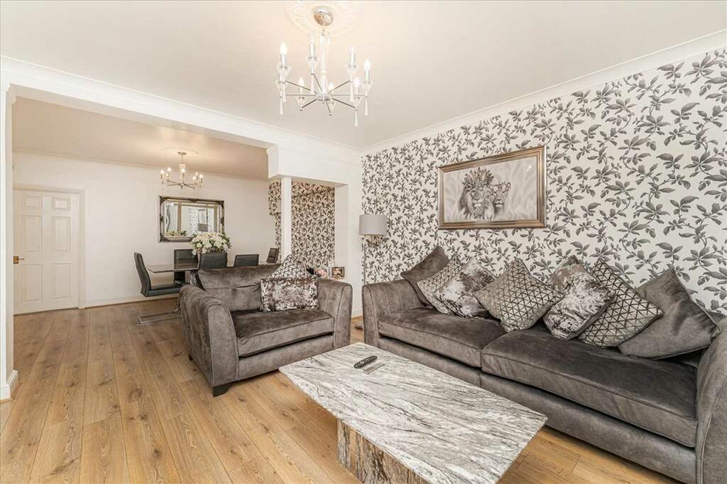 The Avenue, Hornchurch, Hornchurch photo 3