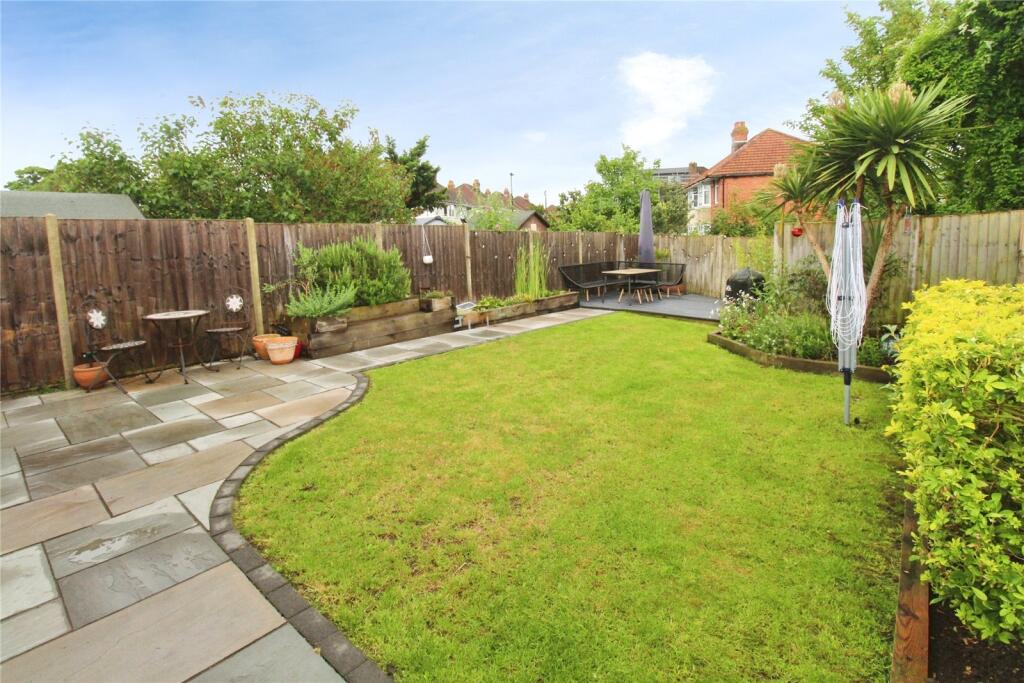 Elmes Drive, Southampton, City Of Southampton, SO15 photo 4