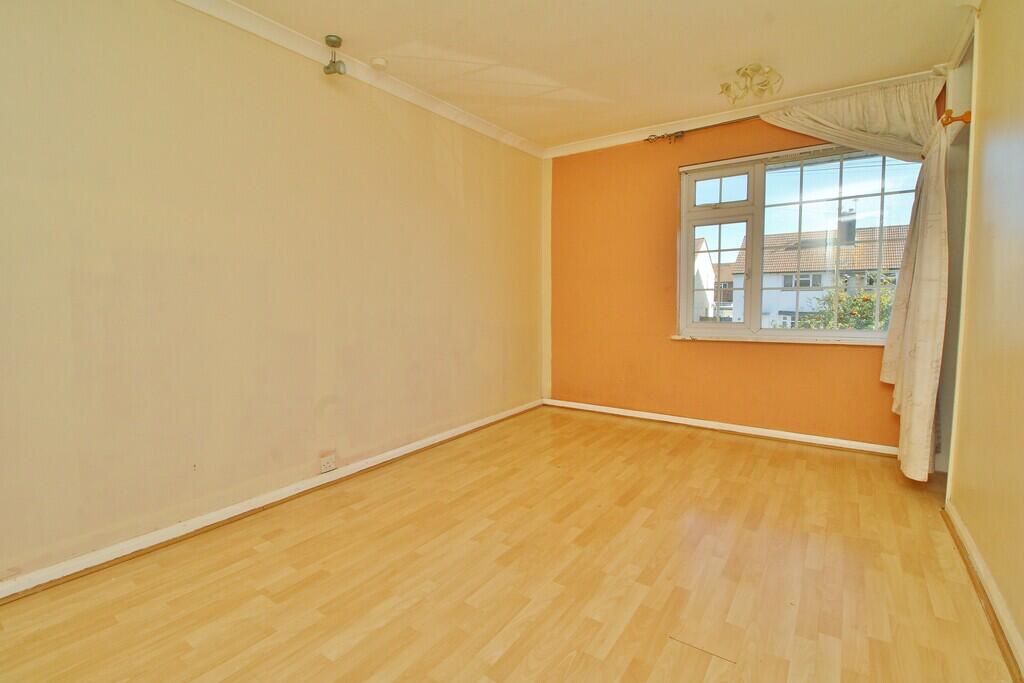 House in Havant, Hampshire - View 4