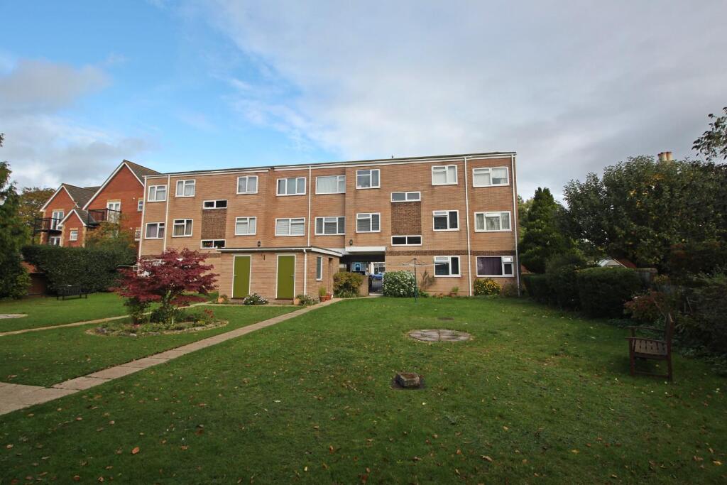 Main image of property: Victoria Road, Netley Abbey, Southampton