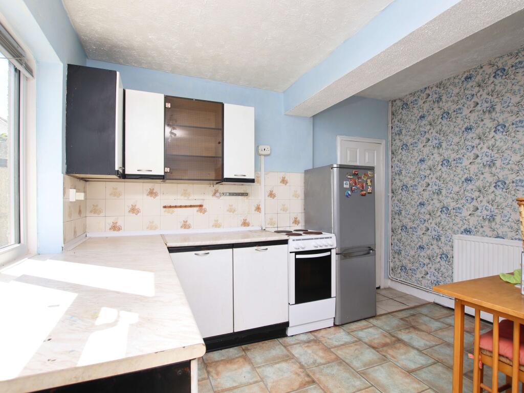 House in Pontyclun CF72 9RT, Llanharan - View 5