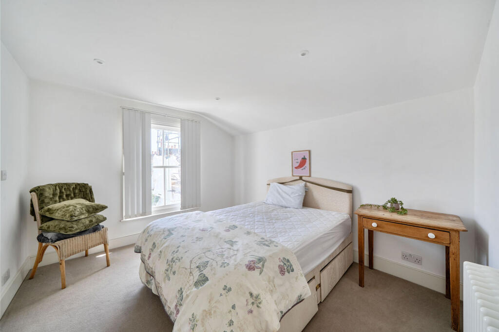 4 bedroom house for rent