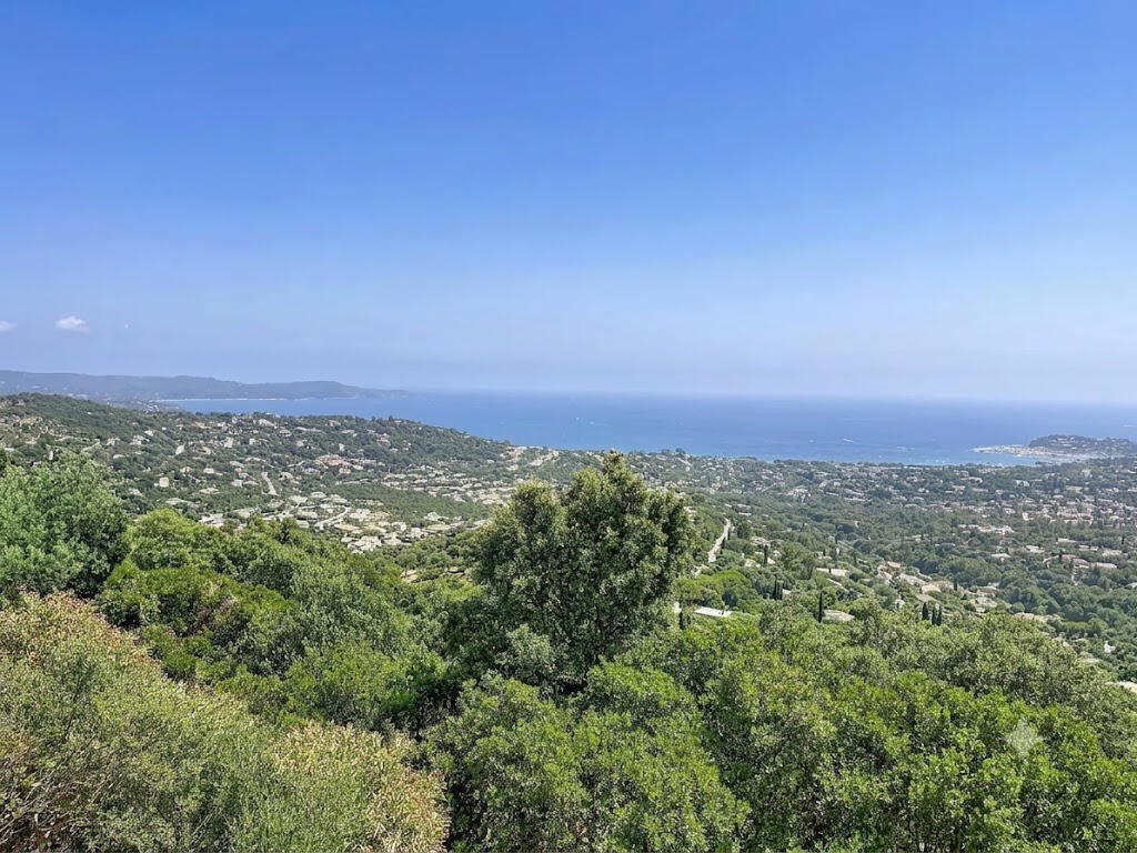 Main image of property: Provence-Alps-Cote d`Azur, Var, Cavalaire-sur-Mer