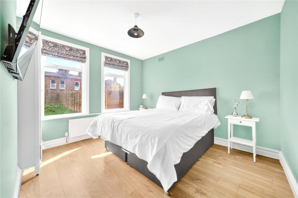 Apartment in London, Leyton - View 4