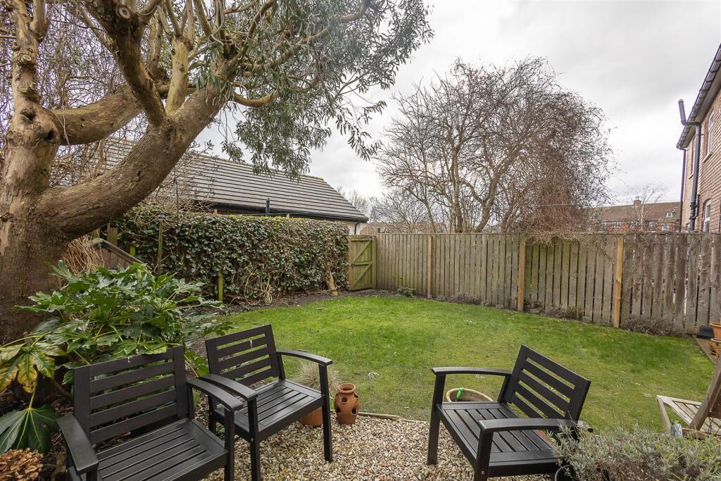 Ridgewood Gardens, South Gosforth, Newcastle upon Tyne photo 4