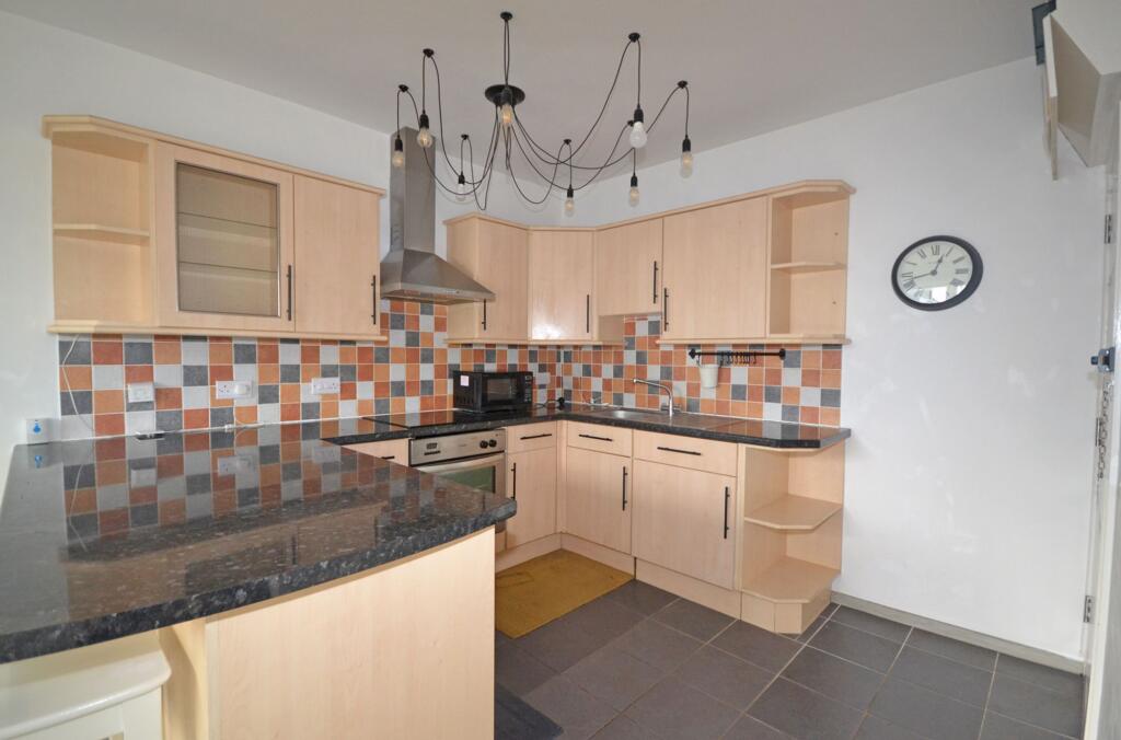 Hillfield Road, Selsey, PO20 photo 4