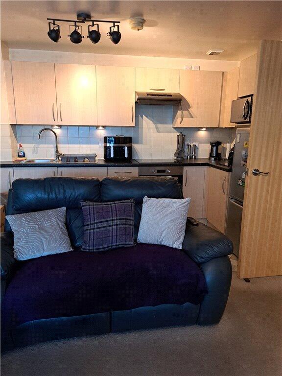 Apartment in Portsmouth - View 3