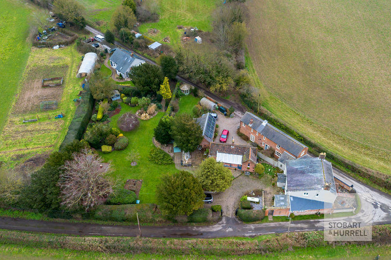 Lyngate Cottage, Barnards Road, Worstead, Norfolk photo 4