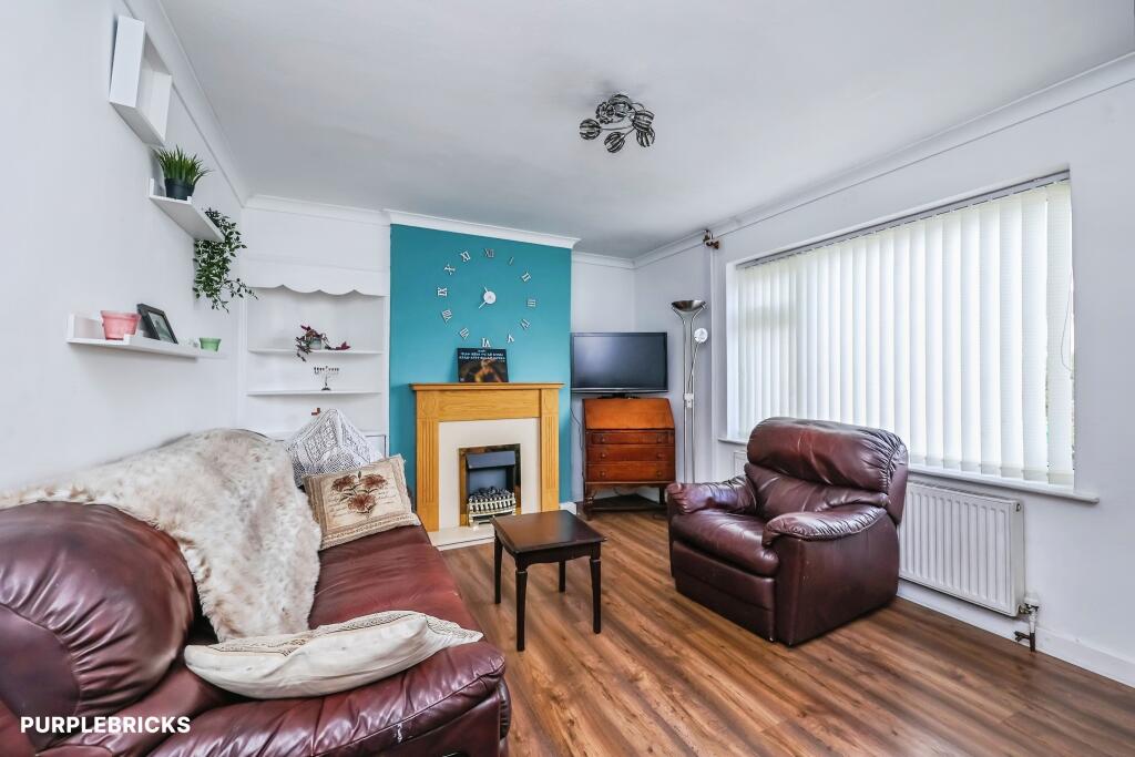 House in Nottingham, Broxtowe - More