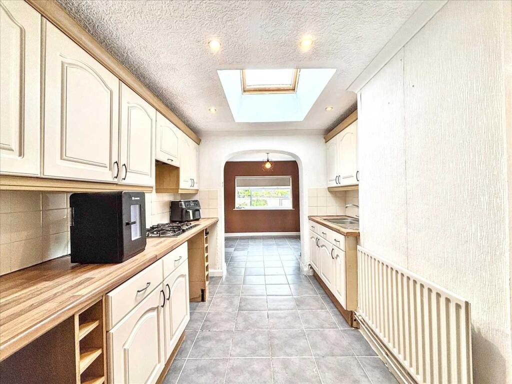 House in Ashfield, Kirkby-in-Ashfield, Sutton-in-Ashfield - More