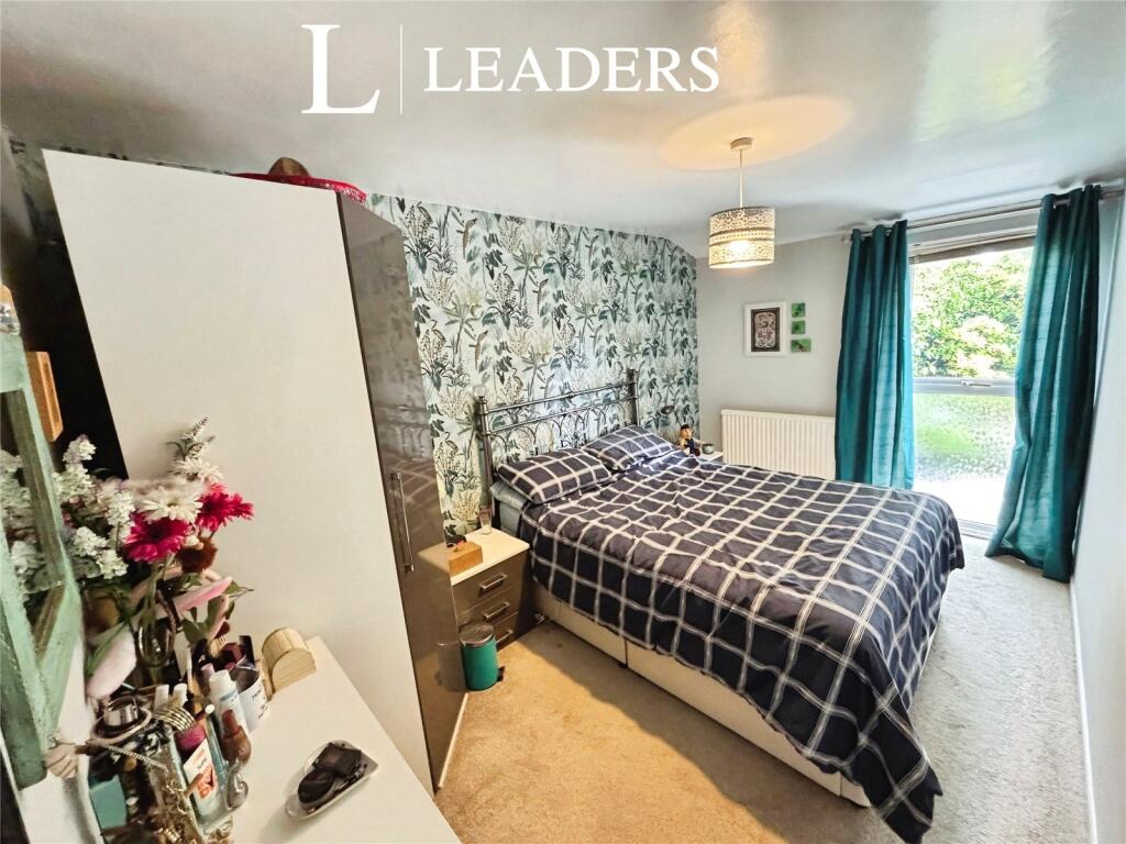 Strawberry Close, Birchwood, Warrington – pohled 5