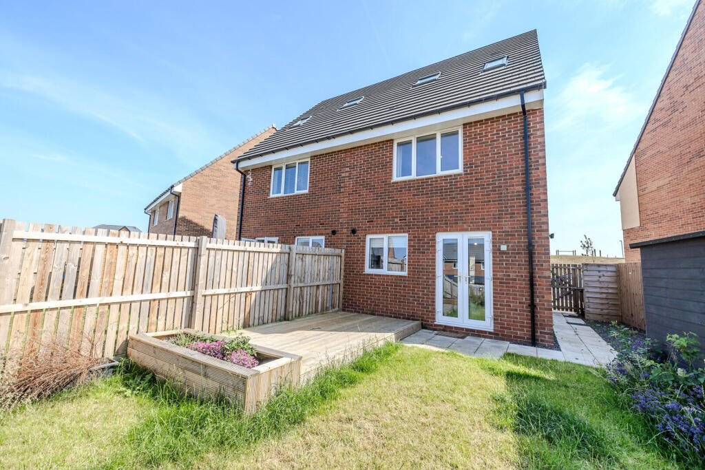 Wagtail Gardens, Ryton - More