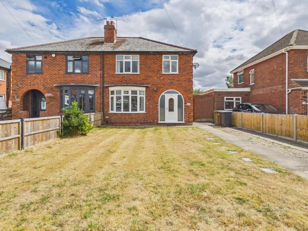 Main image of property: Hykeham Road, North Hykeham
