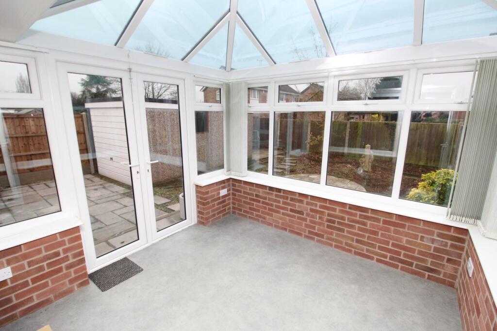 Earl Smith Close, Whetstone, Leicester, LE8 photo 2